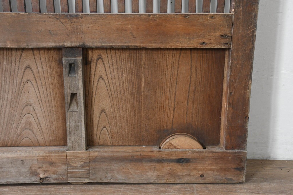 アンティーク建具　明治から大正期　木味が際立つ格子蔵戸1枚　(R-086503)