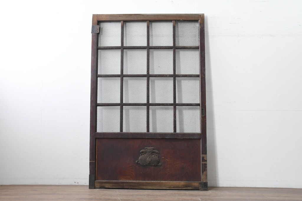 アンティーク建具　明治から大正期　きつね格子の意匠が美しい蔵戸1枚　(R-086505)