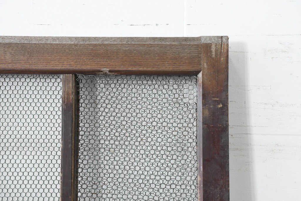 アンティーク建具　明治から大正期　きつね格子の意匠が美しい蔵戸1枚　(R-086505)