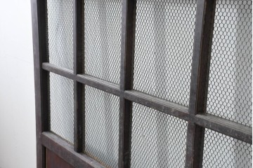 アンティーク建具　明治から大正期　きつね格子の意匠が美しい蔵戸1枚　(R-086505)