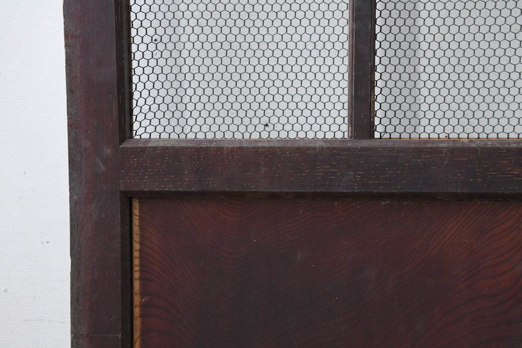 アンティーク建具　明治から大正期　きつね格子の意匠が美しい蔵戸1枚　(R-086505)