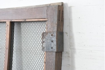 アンティーク建具　明治から大正期　きつね格子の意匠が美しい蔵戸1枚　(R-086505)