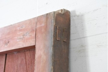 アンティーク建具　明治期　檜(ヒノキ)材・欅(ケヤキ)材　彫刻(鳳凰)入り金具が目を惹く重厚な庄内蔵戸1枚　(R-086507)