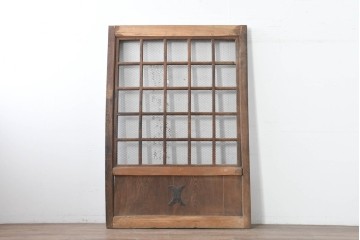 アンティーク建具　明治から大正期　欅(ケヤキ)材　金網入りのきつね格子蔵戸1枚　※反り有り　(R-086509)