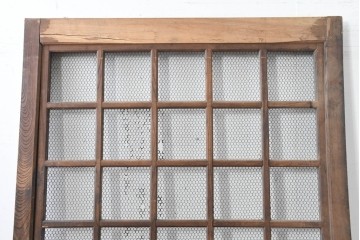 アンティーク建具　明治から大正期　欅(ケヤキ)材　金網入りのきつね格子蔵戸1枚　※反り有り　(R-086509)