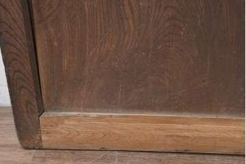 アンティーク建具　明治から大正期　欅(ケヤキ)材　金網入りのきつね格子蔵戸1枚　※反り有り　(R-086509)