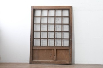 アンティーク建具　明治から大正期　欅(ケヤキ)材　金網入りのきつね格子蔵戸1枚　※反り有り　(R-086509)