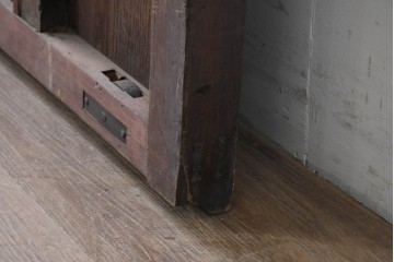 アンティーク建具　明治から大正期　栗(クリ)材の波打つ木目が美しい蔵戸1枚　(R-086516)