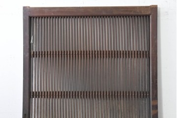 アンティーク建具　明治から大正期　栗(クリ)材　細やかな縦桟格子の蔵戸1枚　　(R-086520)