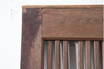 アンティーク建具　明治から大正期　細身の格子と意匠金具の幅狭格子蔵戸1枚　(R-086521)