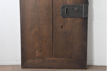 アンティーク建具　明治から大正期　栗材　モダンデザイン　框のないシンプルな蔵戸1枚　(R-086524)