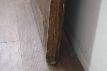 アンティーク建具　明治から大正期　栗材　モダンデザイン　框のないシンプルな蔵戸1枚　(R-086524)