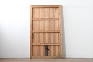 アンティーク建具　明治から大正期　素朴な木味が魅力の杉材の蔵戸1枚　　(R-086526)