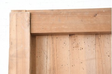 アンティーク建具　明治から大正期　素朴な木味が魅力の杉材の蔵戸1枚　　(R-086526)