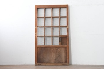 アンティーク建具　明治から大正期　素朴で味わいのある金網入りきつね格子蔵戸1枚　　(R-086528)
