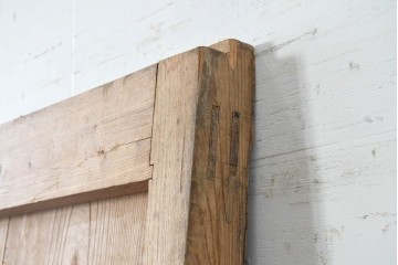 アンティーク建具　明治から大正期　超激レア!　総欅(ケヤキ)材　財を守る獅子面意匠金具が圧倒的な存在感を放つ蔵戸1枚　(R-086531)