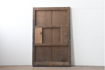 アンティーク建具　明治から大正期　珍品!　総欅(ケヤキ)材　両側にある錠前金具が重厚な趣を添える蔵戸1枚　(R-086532)