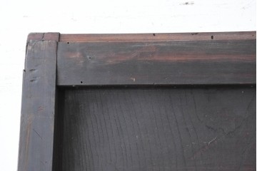 アンティーク建具　明治から大正期　欅材の力強い木目と金具の意匠が目を引く蔵戸1枚　(R-086533)