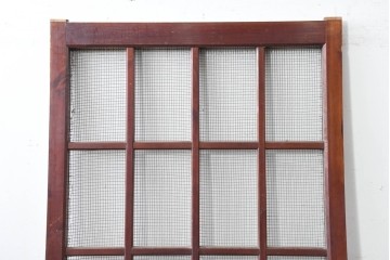 アンティーク建具　明治から大正期　漆塗り　飛ぶ鶴の錠前金具が目を引くきつね格子蔵戸1枚　(R-086535)