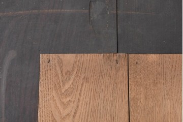 アンティーク建具　明治から大正期　総欅(ケヤキ)材　力強い木目が目を引く蔵戸1枚　(R-086536)