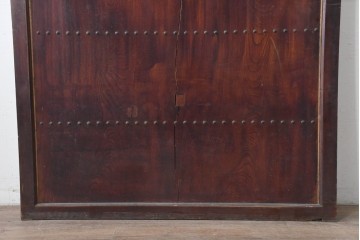 アンティーク建具　明治から大正期　欅材の趣深い風合いが魅力的な背の低い蔵戸1枚　(R-086538)