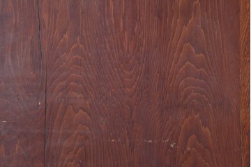 アンティーク建具　漆塗り　落ち着いた木味と趣ある錠前金具が目を引く蔵戸1枚　(R-086541)