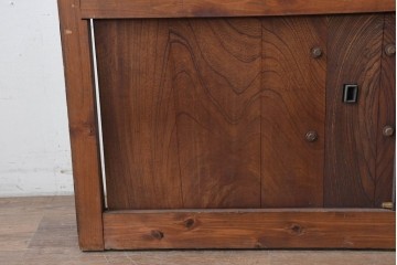 アンティーク建具　明治から大正期　立派な金具が目を引く蔵戸1枚　(R-086542)