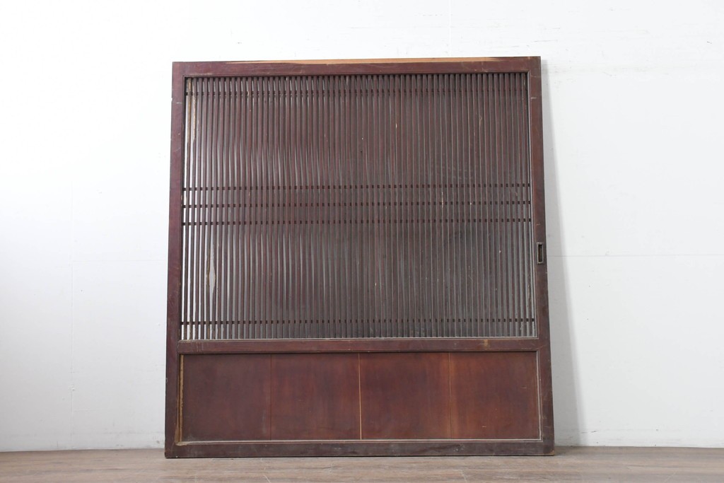 アンティーク建具　明治から大正期　細やかな格子が美しい幅広格子蔵戸1枚　(R-086543)