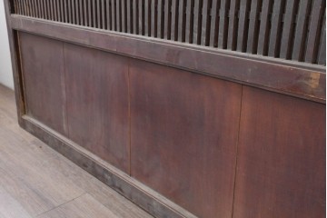 アンティーク建具　明治から大正期　細やかな格子が美しい幅広格子蔵戸1枚　(R-086543)