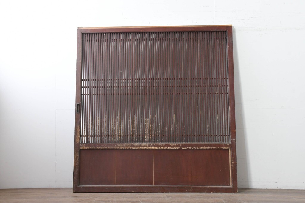 アンティーク建具　明治から大正期　細やかな格子が美しい幅広格子蔵戸1枚　(R-086543)