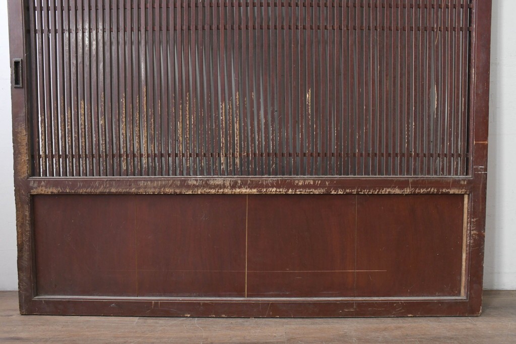 アンティーク建具　明治から大正期　細やかな格子が美しい幅広格子蔵戸1枚　(R-086543)