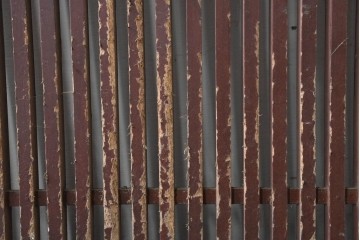 アンティーク建具　明治から大正期　細やかな格子が美しい幅広格子蔵戸1枚　(R-086543)