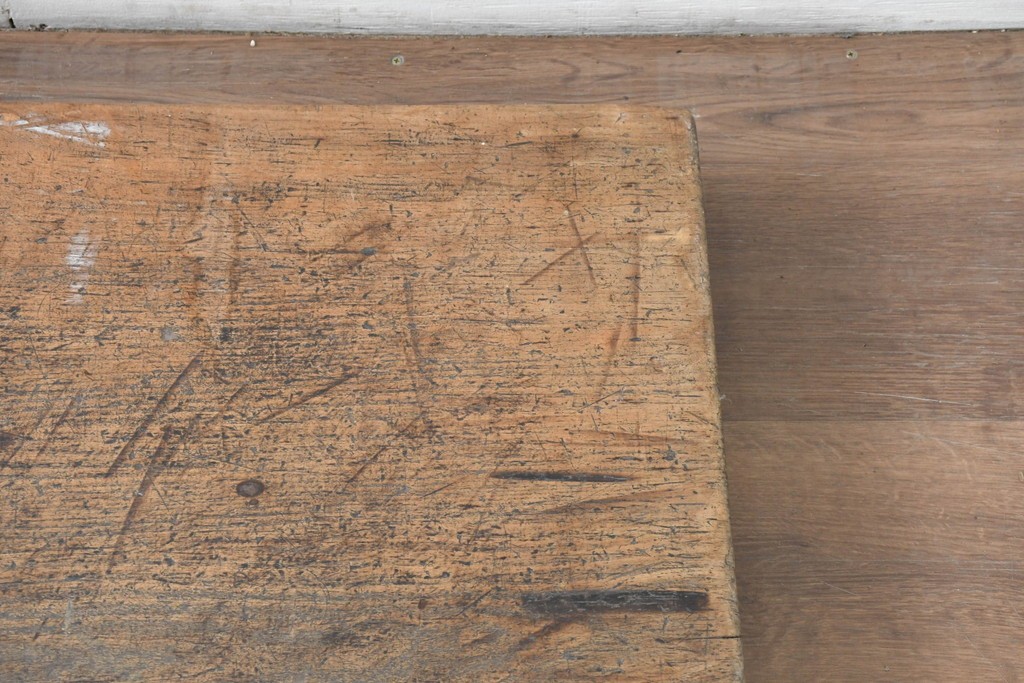 【簡易リペア限定品】　和製アンティーク　クルミの木(胡桃)　素朴で風合い豊かな一枚板　(R-086546)