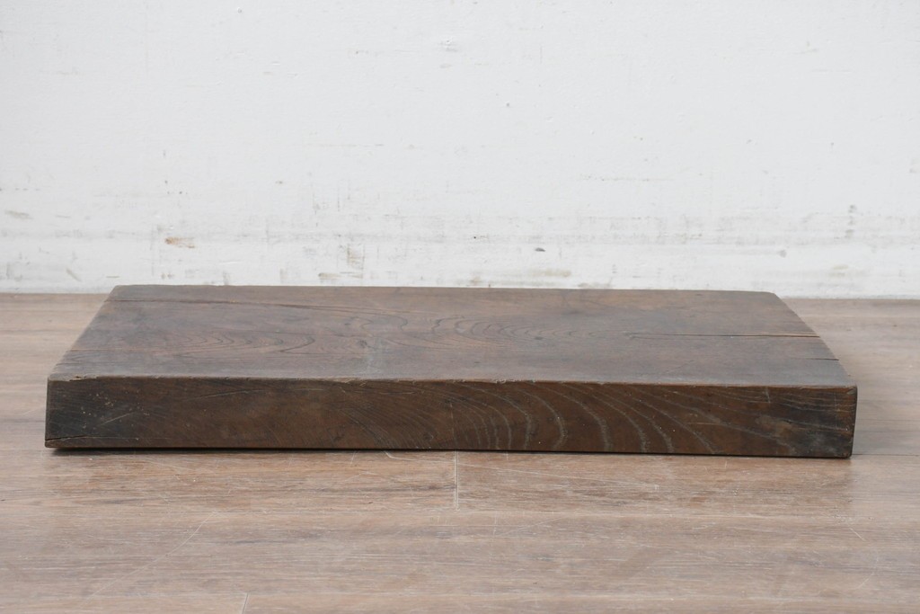 【簡易リペア限定品】　和製アンティーク　欅(ケヤキ)材　古い豪農で使われていた味わい深い飾り台　(R-086547)