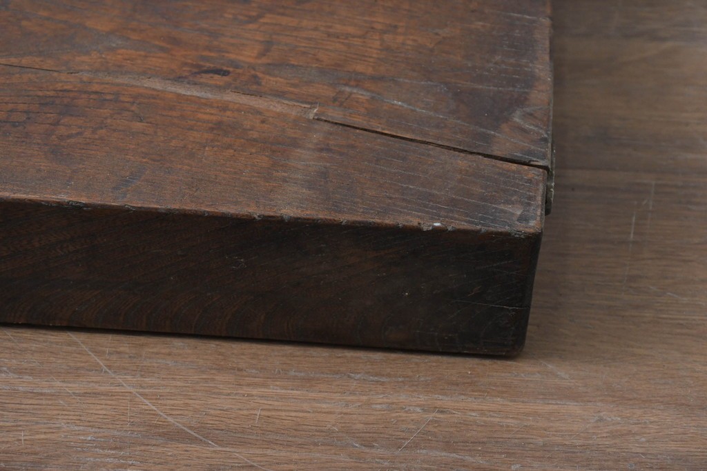 【簡易リペア限定品】　和製アンティーク　欅(ケヤキ)材　古い豪農で使われていた味わい深い飾り台　(R-086548)