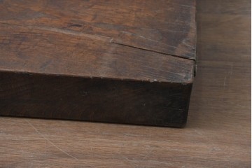 【簡易リペア限定品】　和製アンティーク　欅(ケヤキ)材　古い豪農で使われていた味わい深い飾り台　(R-086548)