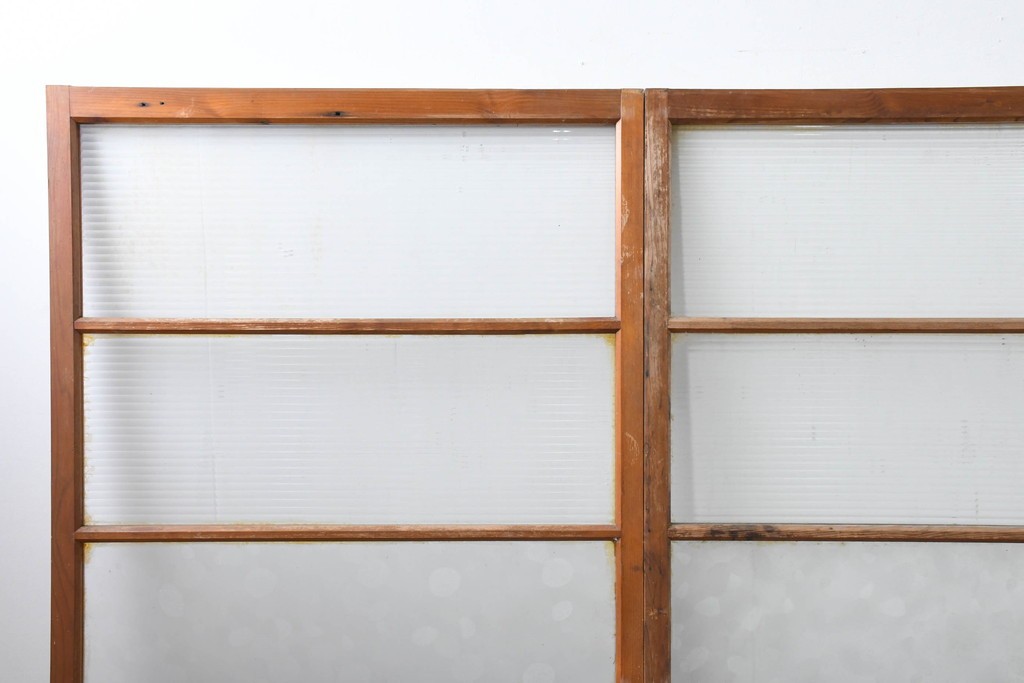 ヴィンテージ建具　昭和中期　モールガラスが趣深いガラス窓3枚セット　(R-086549)