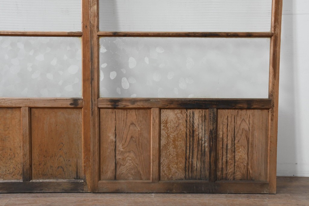 ヴィンテージ建具　昭和中期　モールガラスが趣深いガラス窓3枚セット　(R-086549)