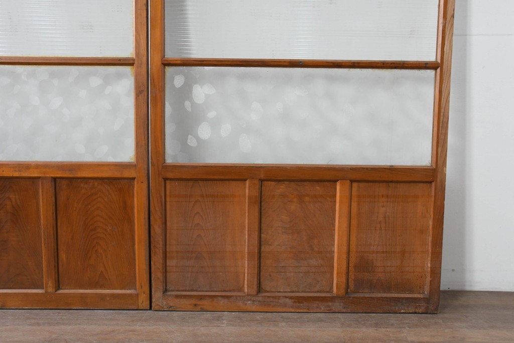 ヴィンテージ建具　昭和中期　モールガラスが趣深いガラス窓3枚セット　(R-086549)