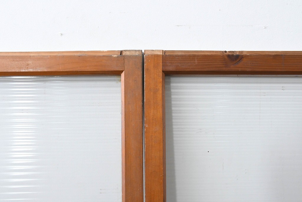 ヴィンテージ建具　昭和中期　モールガラスが趣深いガラス窓3枚セット　(R-086549)