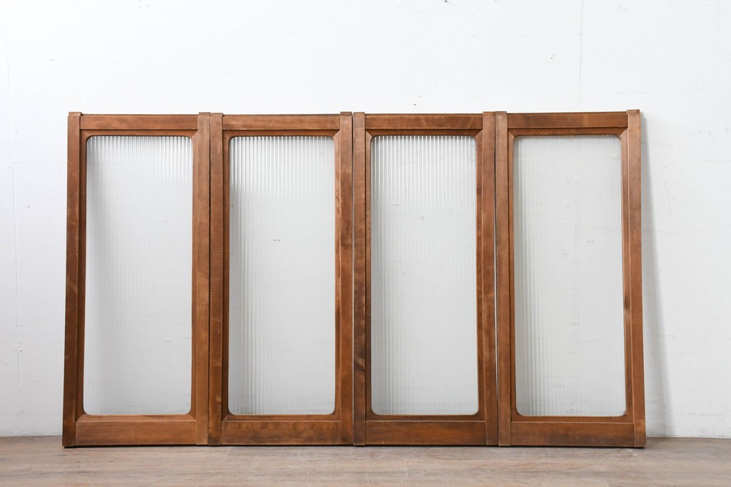 ヴィンテージ建具　昭和中期　木味豊かなモールガラス入りの窓4枚セット　(R-086550)