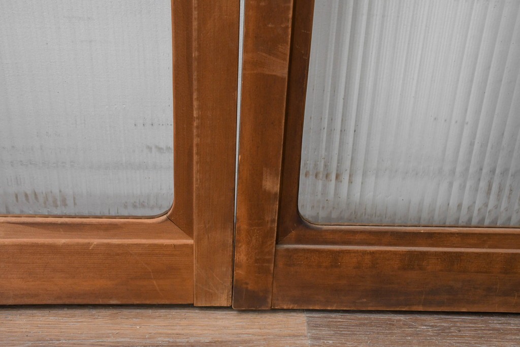 ヴィンテージ建具　昭和中期　木味豊かなモールガラス入りの窓4枚セット　(R-086550)