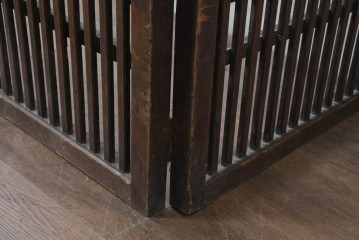  和製アンティーク　明治～大正期　使いこまれた味のある帳場格子　(R-086551)