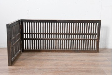  和製アンティーク　明治～大正期　使いこまれた味のある帳場格子　(R-086551)