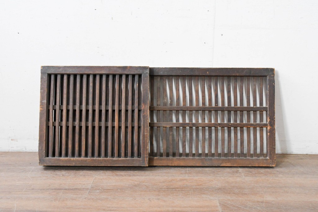  和製アンティーク　明治～大正期　使いこまれた味のある帳場格子　(R-086551)