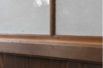 アンティーク建具　大正期　木のあたたかみとレトロなガラスが魅力の扉1枚　(R-086552)