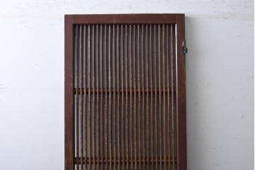 アンティーク建具　明治から大正期　繊細な格子が美しい幅狭格子扉1枚　(R-086553)