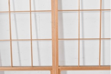 ヴィンテージ建具　昭和後期　上品な桟組みが引き立つ幅狭タイプの雪見障子戸4枚セット　(R-086557)
