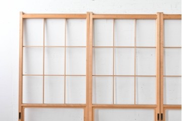 ヴィンテージ建具　昭和後期　上品な桟組みが引き立つ幅狭タイプの雪見障子戸4枚セット　(R-086557)