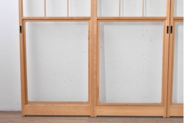 ヴィンテージ建具　昭和後期　上品な桟組みが引き立つ幅狭タイプの雪見障子戸4枚セット　(R-086557)